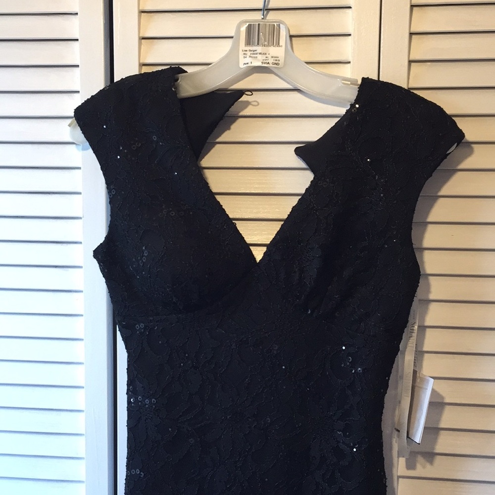 David’s Bridal Black Cap Sleeve Dress: Size 4